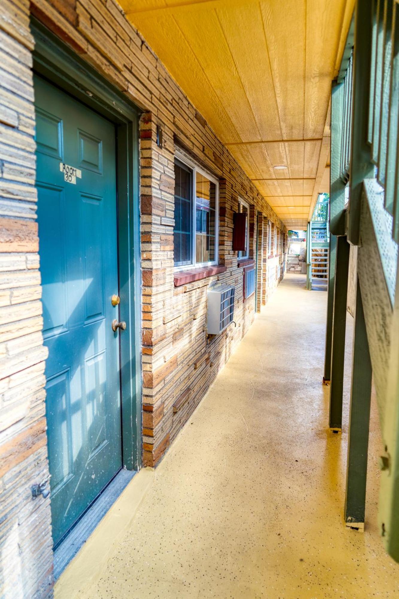 Budget Inn The Dalles Extérieur photo