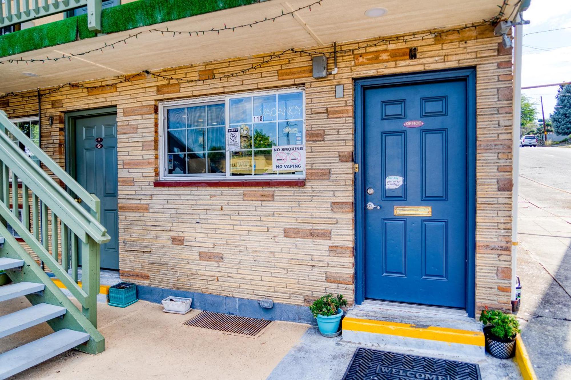 Budget Inn The Dalles Extérieur photo